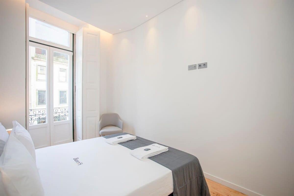 Liiiving In Porto-Mouzinho Residence Apartments Exterior photo