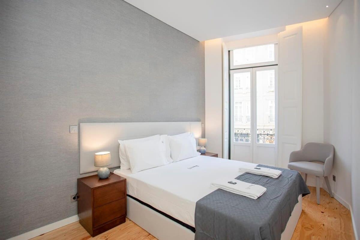 Liiiving In Porto-Mouzinho Residence Apartments Exterior photo